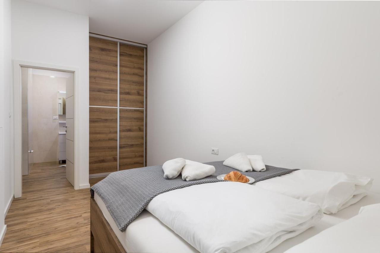 Mary Apartment #1 Rijeka Exterior photo